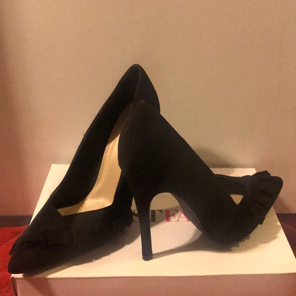 Just fab black stilettos suede Flax
